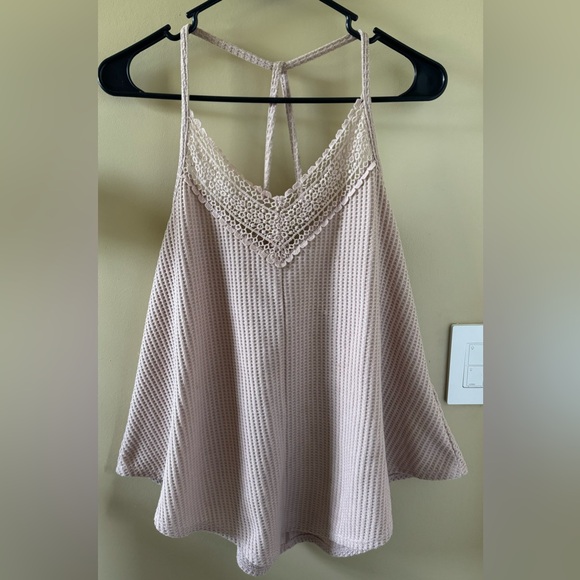 Sadie Robertson lace/crochet waffle tank top - Picture 5 of 6